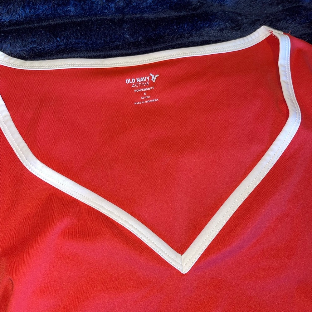 Red workout set - Picture 5 of 9